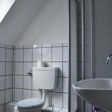 Arndt Ug Hotel *