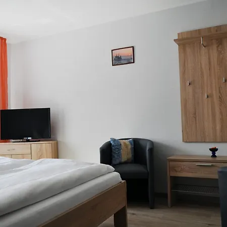 Arndt Ug Отель 3*