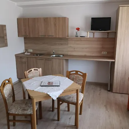 Arndt Ug Hotel Schillig
