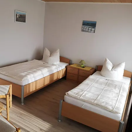 Arndt Ug Шиллиг