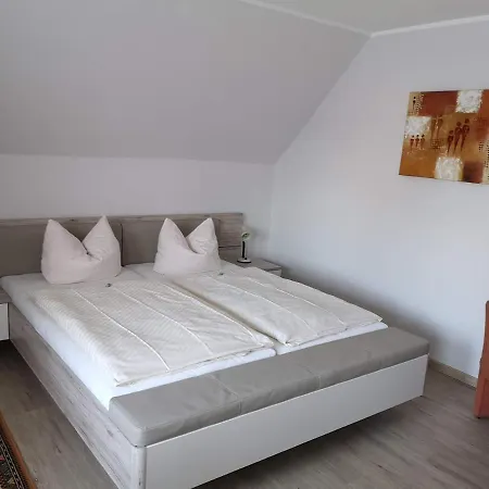 Arndt Ug Hotel *